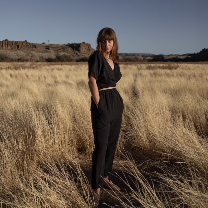 HDHBasics_EasyTaperedPant_BlackLinen_3 HDHBasics_EasyTaperedPant_BlackLinen_3