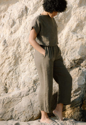 Easy Wide-Leg Pant