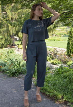 Front view of straight size model wearing Cropped Tee in Blue Spruce Rib.