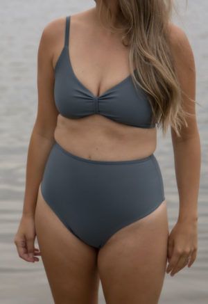Front view of straight size model wearing Skinny Knot Top in Storm.