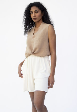 Front view of straight size model wearing Easy Ribbed Short in Ivory Rib.
