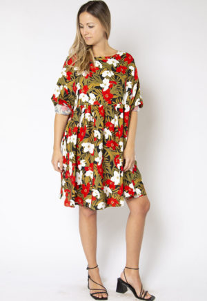 Front view of straight size model wearing Island Floral Short Oversized Dress.