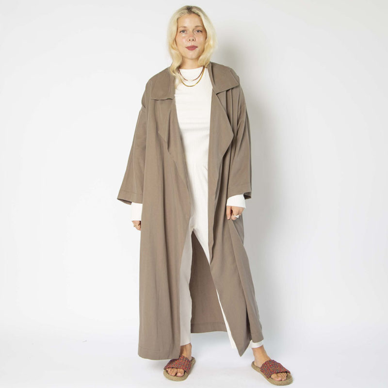 Front view of straight size model wearing Stone Lyocell/Linen Oversized Lapel Coat.