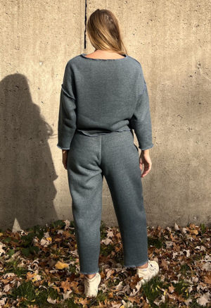 Back view of straight size model wearing Hazy Blue Reversible Easy Fleece Pant and Reversible Cropped Pullover.