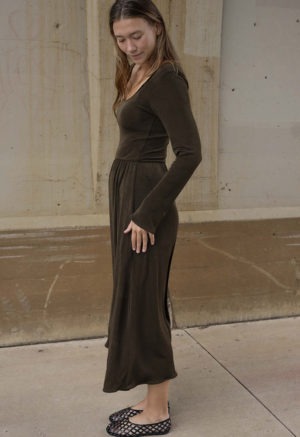 woman in dark brown rib scoop long sleeve midi dress