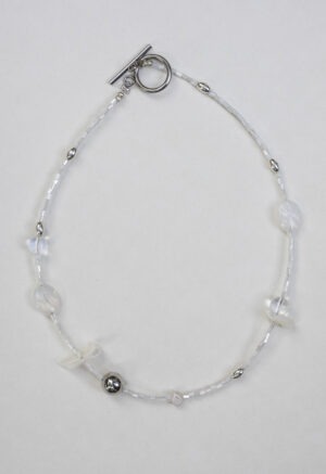 white silver and pearl necklace